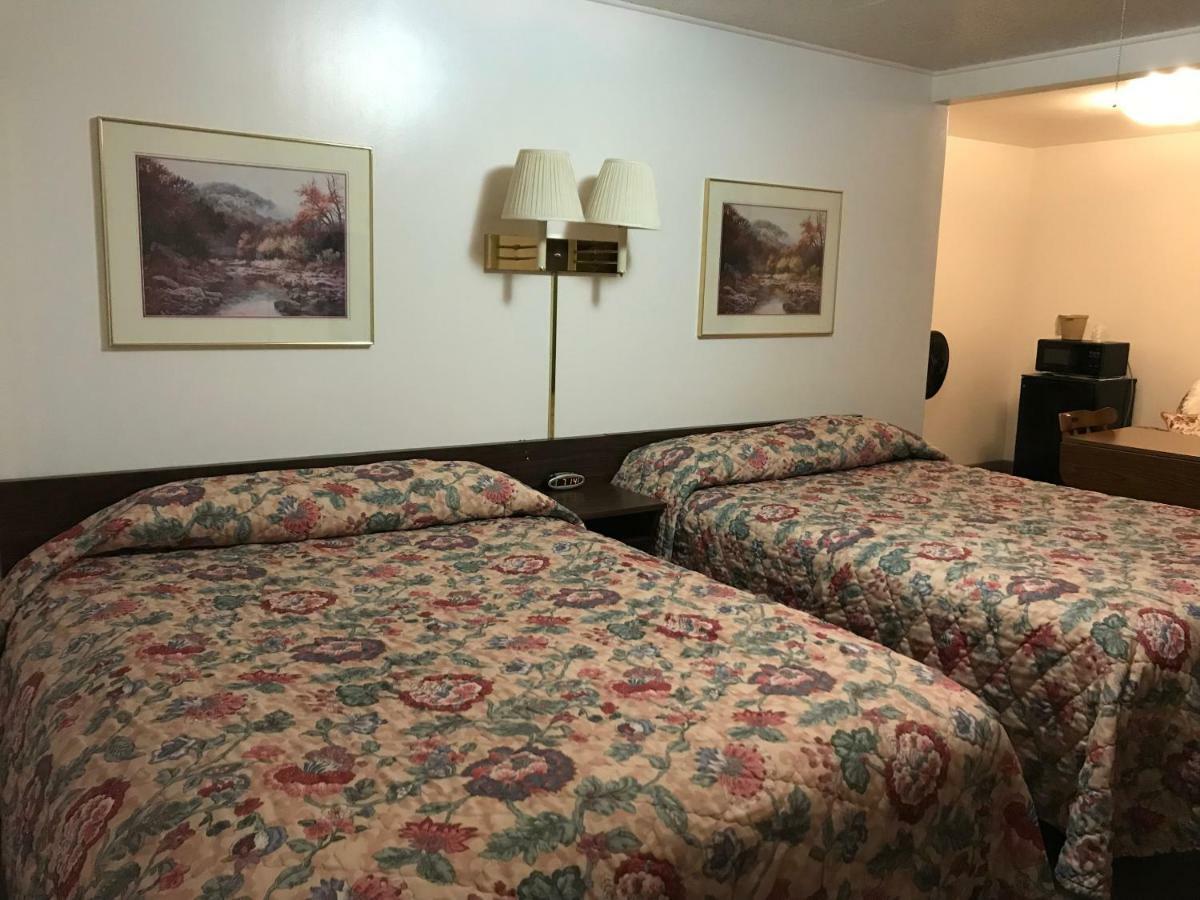 שדרון Motel Grand מראה חיצוני תמונה