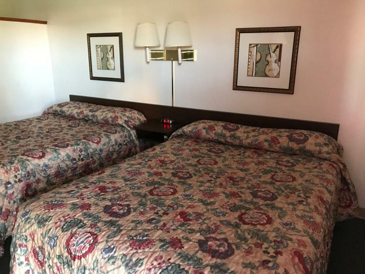 שדרון Motel Grand מראה חיצוני תמונה