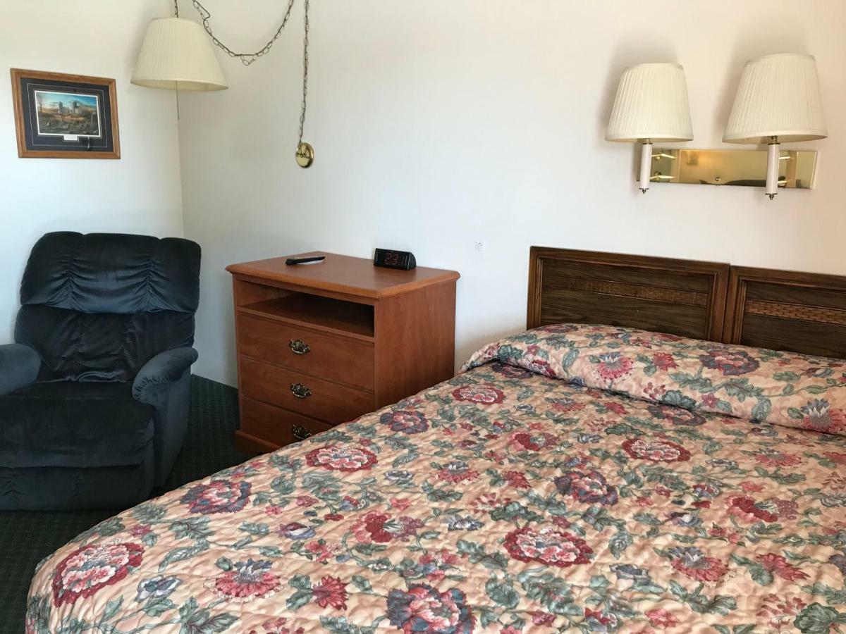 שדרון Motel Grand מראה חיצוני תמונה